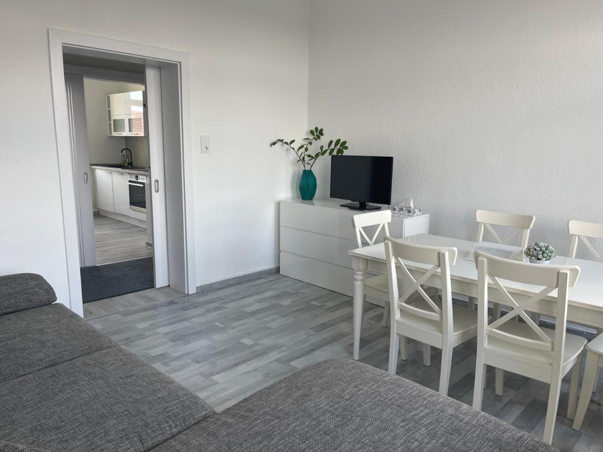 Moderne 4 Zimmer Apartment Mit Bergblick Stadtzentrum Contactless Check-In Gehrden  Exterior photo